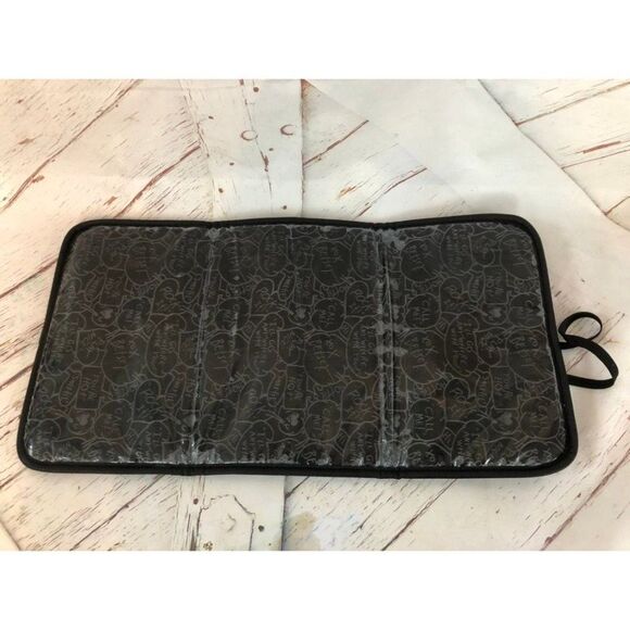 Betsey Johnson changing pad bag - Picture 3 of 4